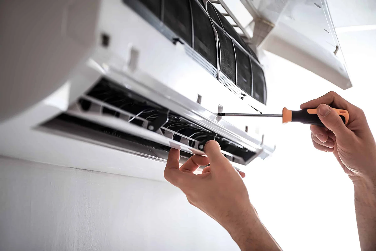 AC Repair in palm Jumeirah Dubai